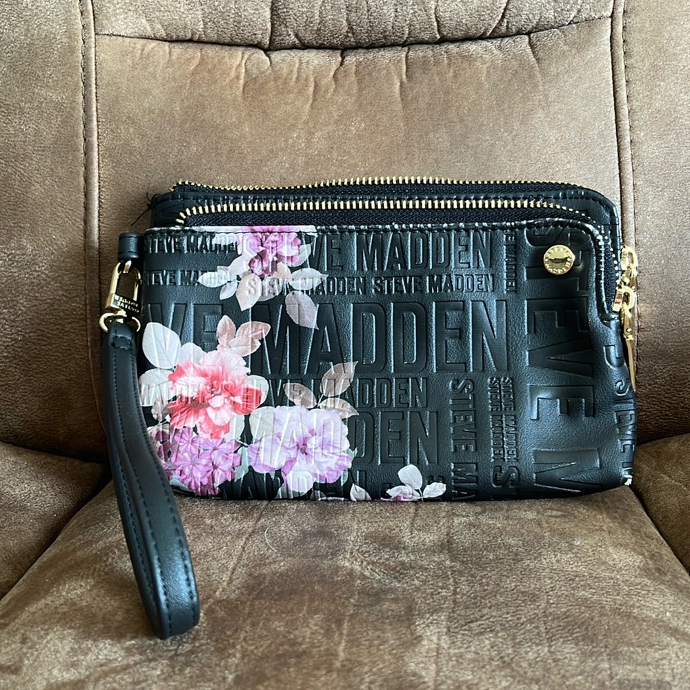 Steve Madden black and floral double zipper clutch